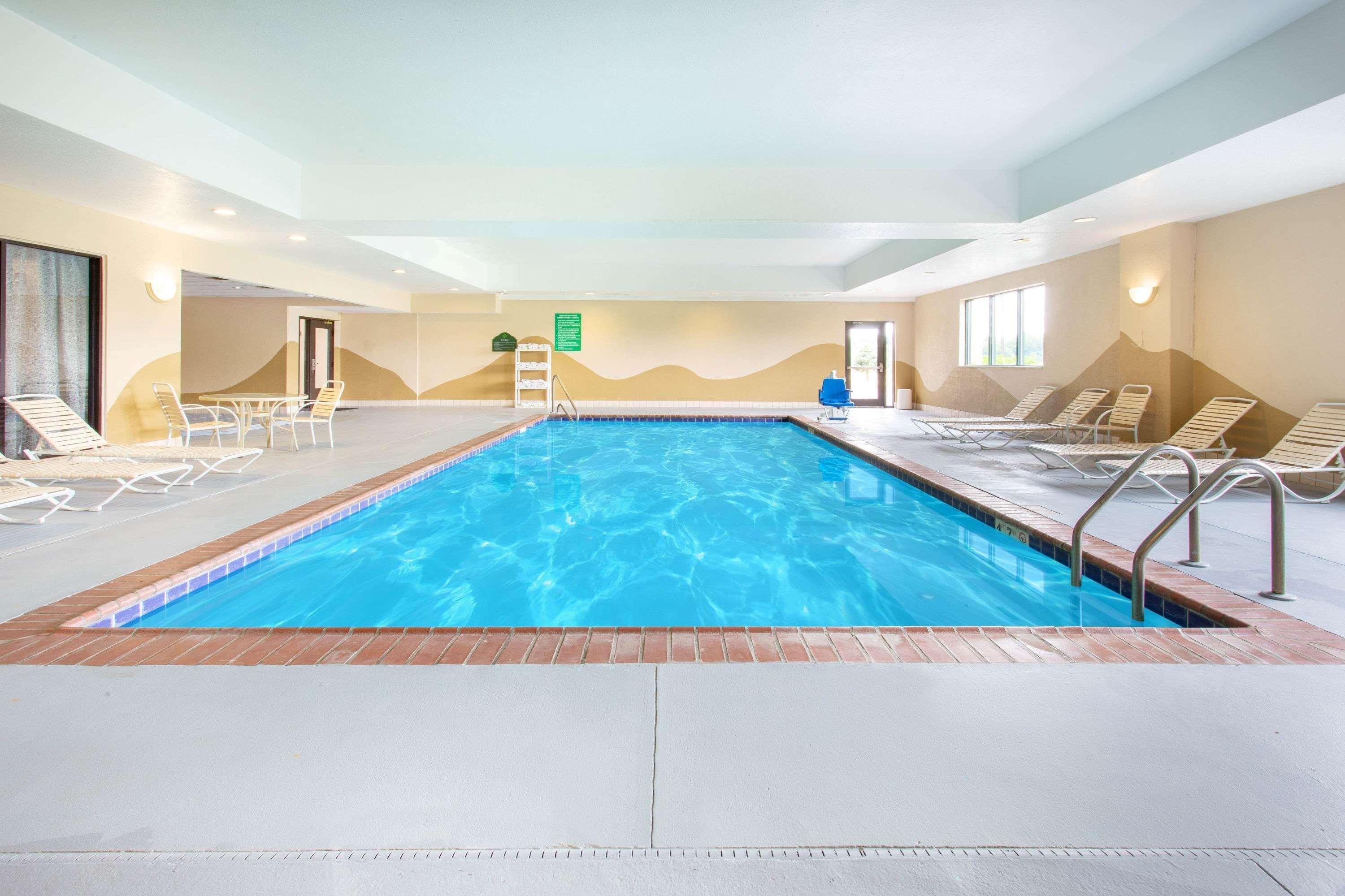 Wingate By Wyndham Indianapolis Airport Plainfield Hotel Kültér fotó